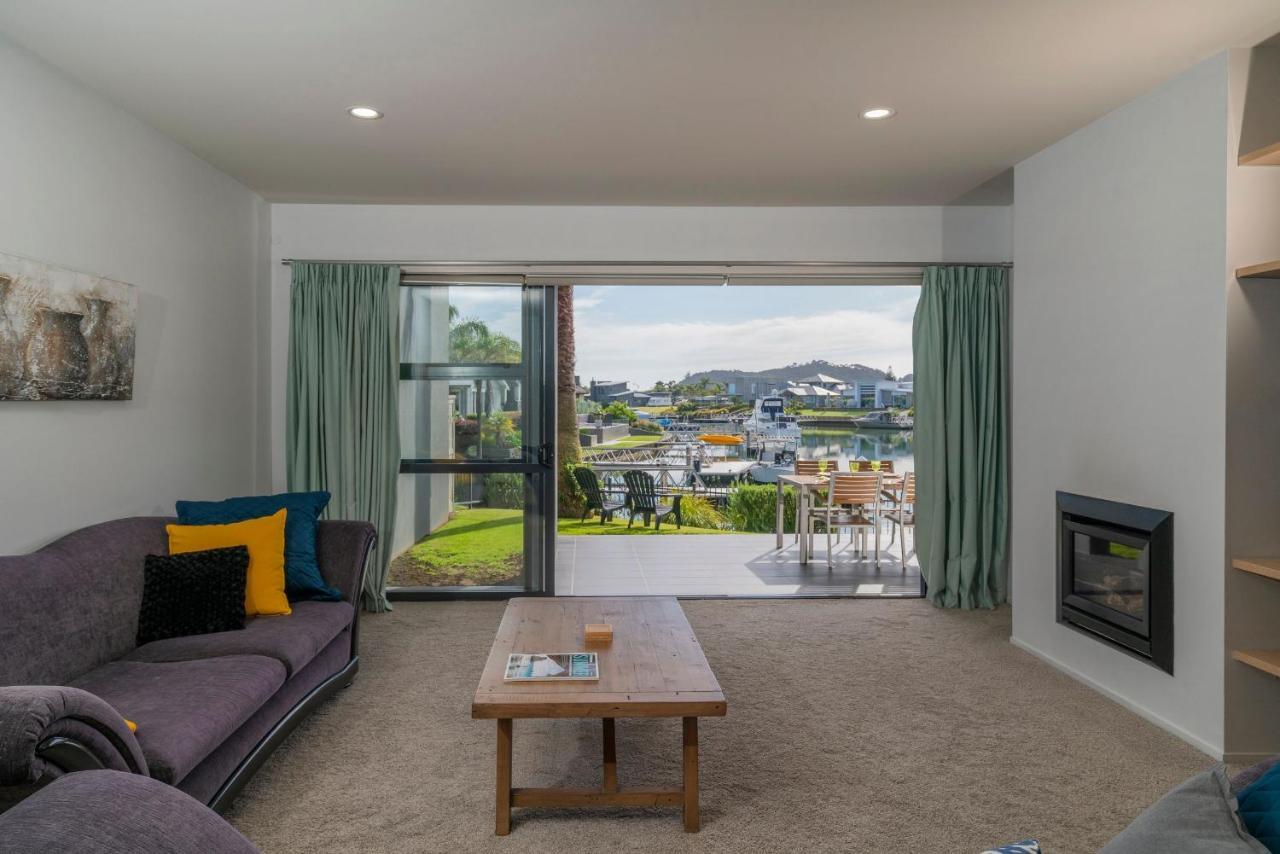 Hosts On The Coast Delight By The Pier Apartment Whitianga Exterior photo
